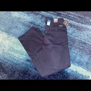 Eddie Bauer Men’s Navy Khaki’s (35/32)